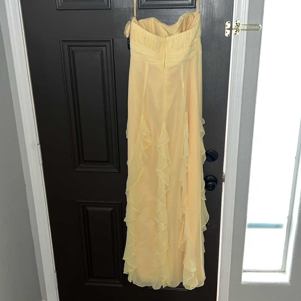 Daffodil Ruffle Gown - Picture 7 of 7